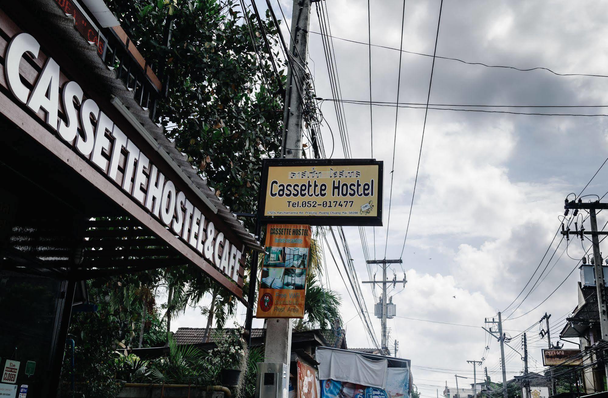 Cassette Hostel Chiang Mai Bagian luar foto