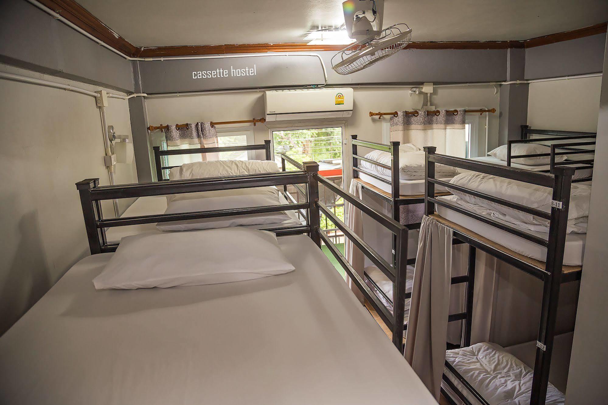 Cassette Hostel Chiang Mai Bagian luar foto