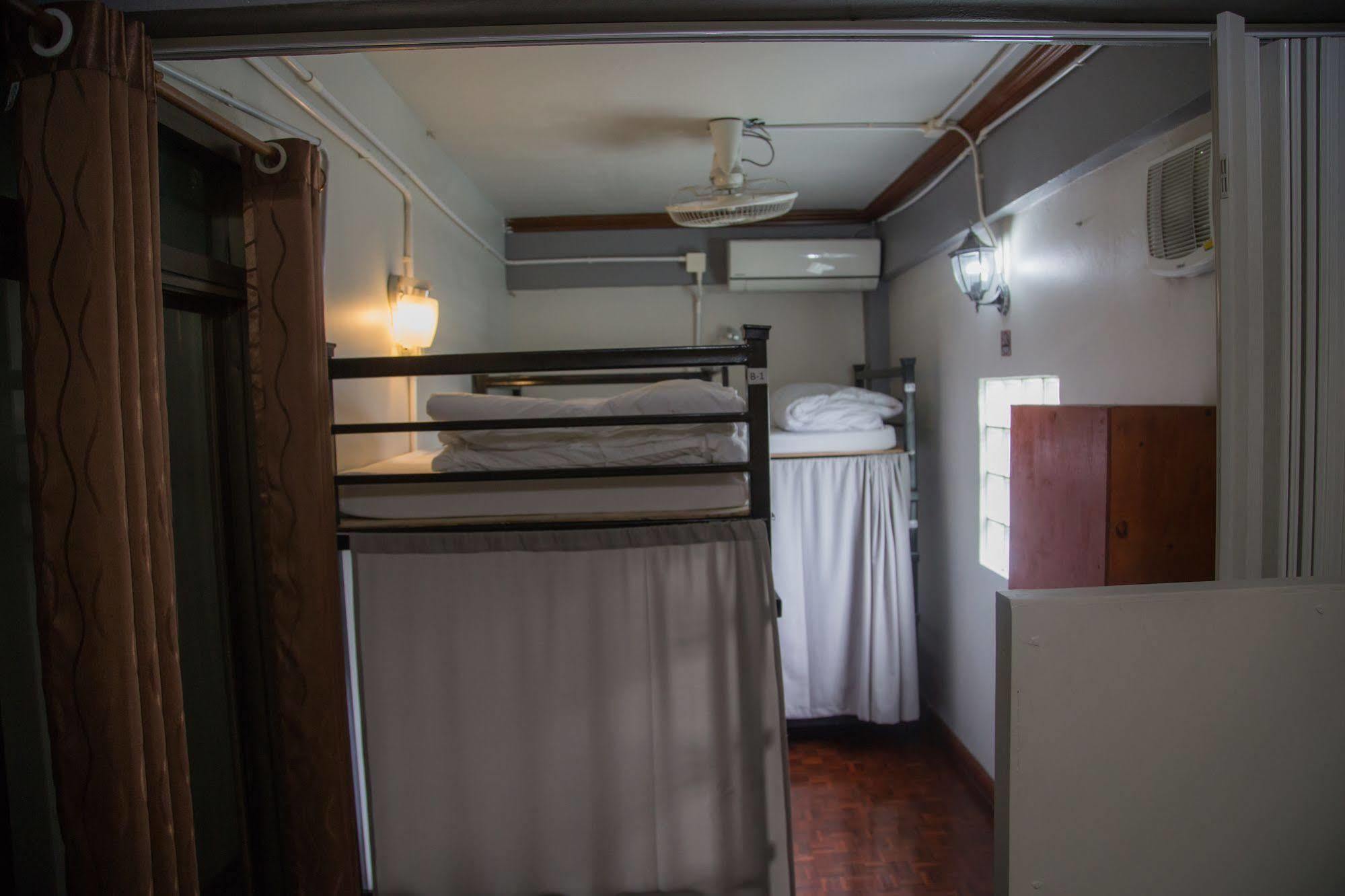 Cassette Hostel Chiang Mai Bagian luar foto
